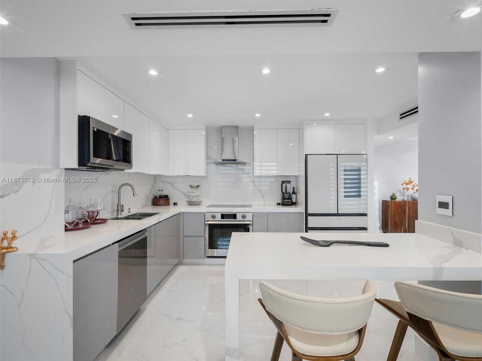 Small Image of 3180 SOUTH OCEAN DR #1101, Hallandale Beach Number 10