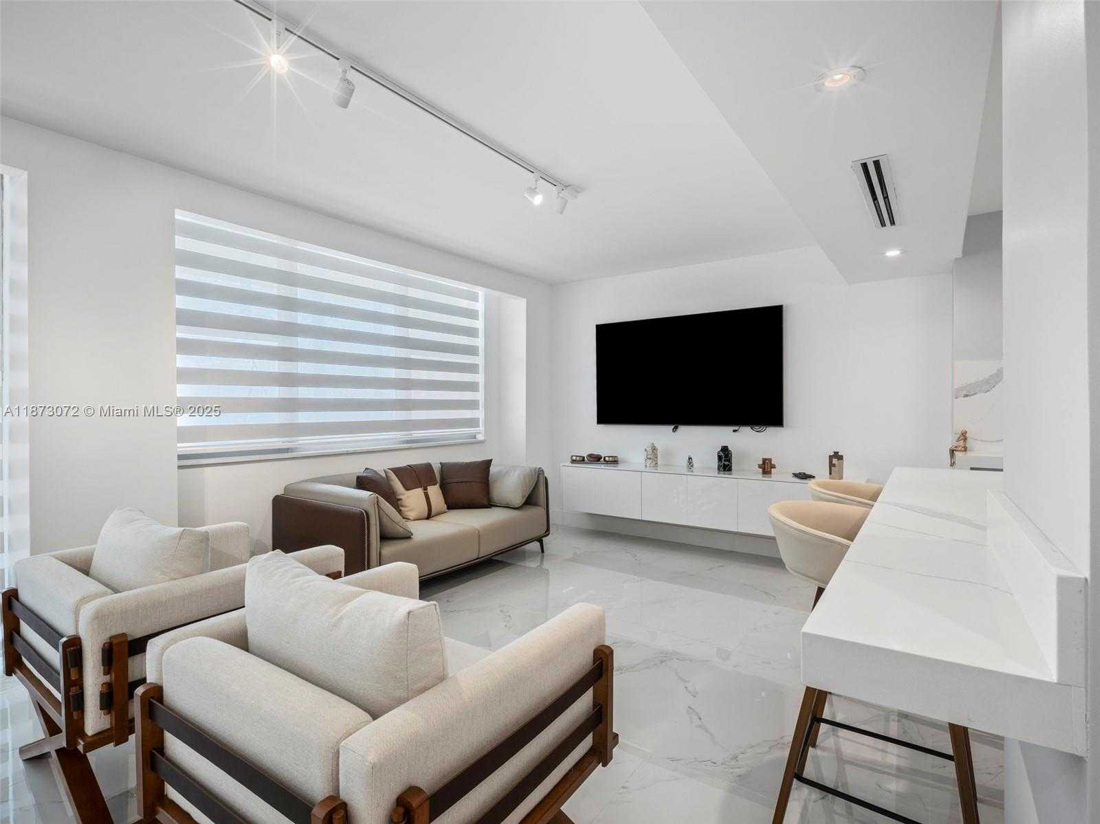 Small Image of 3180 SOUTH OCEAN DR #1101, Hallandale Beach Number 14