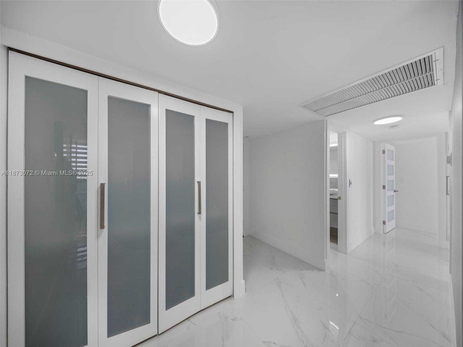 Small Image of 3180 SOUTH OCEAN DR #1101, Hallandale Beach Number 6