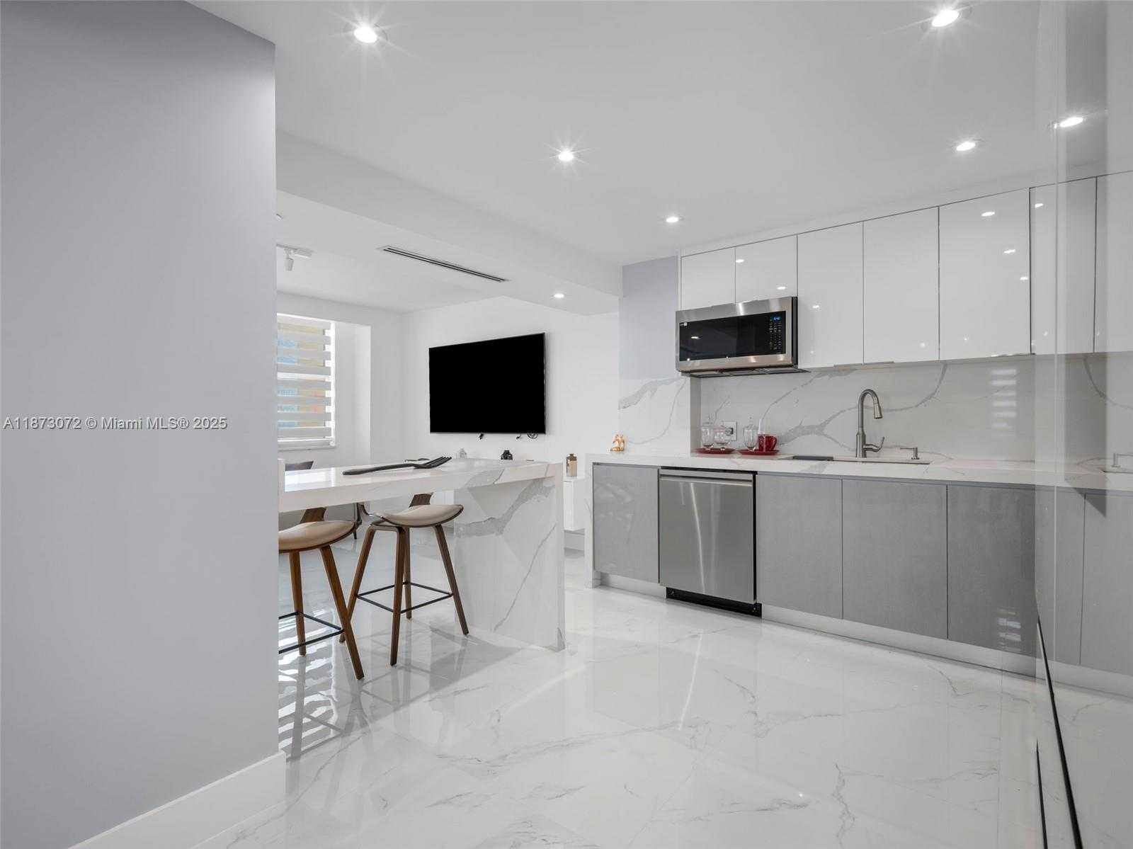 Small Image of 3180 SOUTH OCEAN DR #1101, Hallandale Beach Number 9