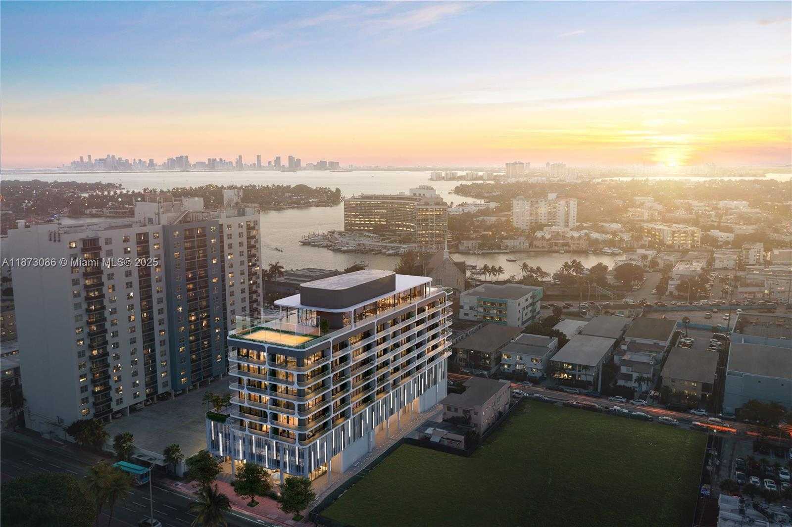 Small Image of 6940 ABBOTT AVE #PH, Miami Beach Number 17