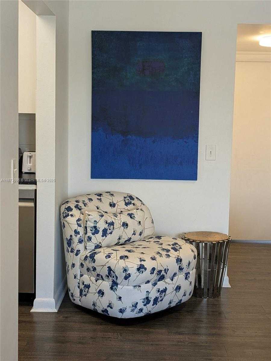Small Image of 233 PRESTON F #233, Boca Raton Number 3