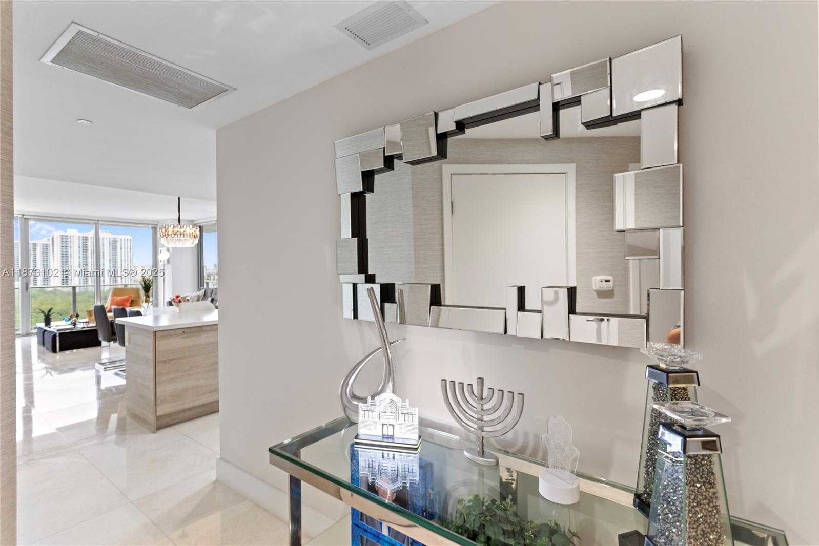 Small Image of 16385 BISCAYNE BLVD #1007, North Miami Beach Number 10