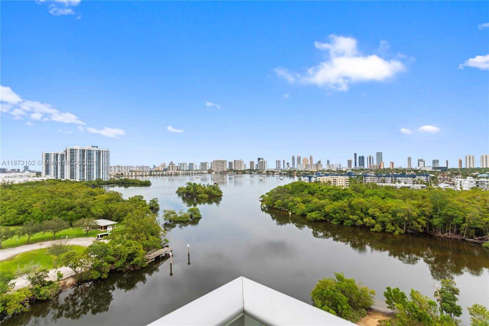 Small Image of 16385 BISCAYNE BLVD #1007, North Miami Beach Number 11