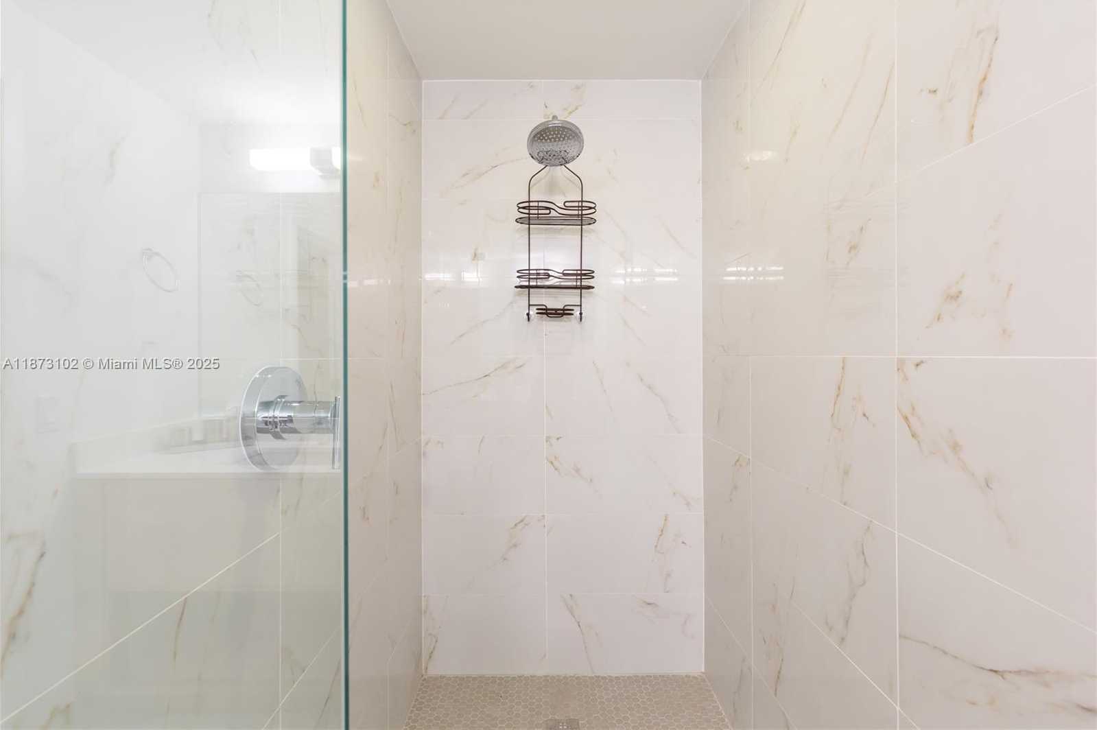 Small Image of 16385 BISCAYNE BLVD #1007, North Miami Beach Number 17