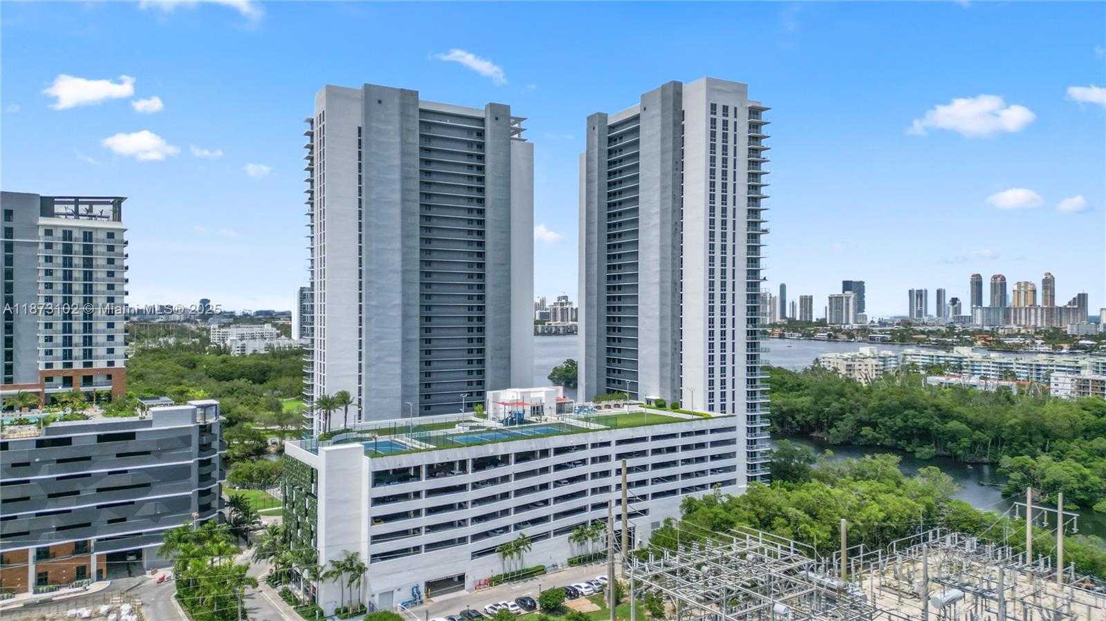 Small Image of 16385 BISCAYNE BLVD #1007, North Miami Beach Number 28