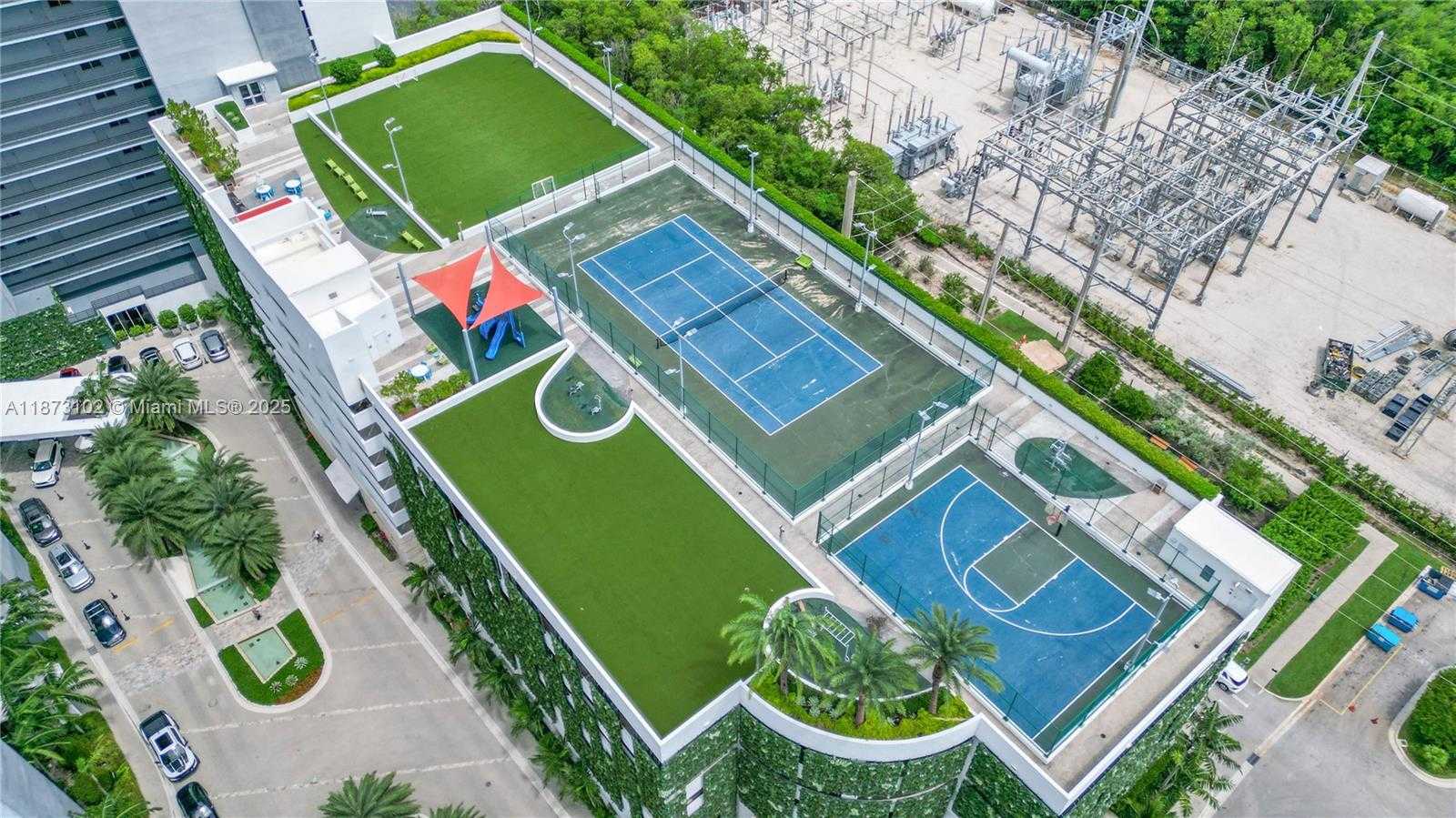 Small Image of 16385 BISCAYNE BLVD #1007, North Miami Beach Number 32