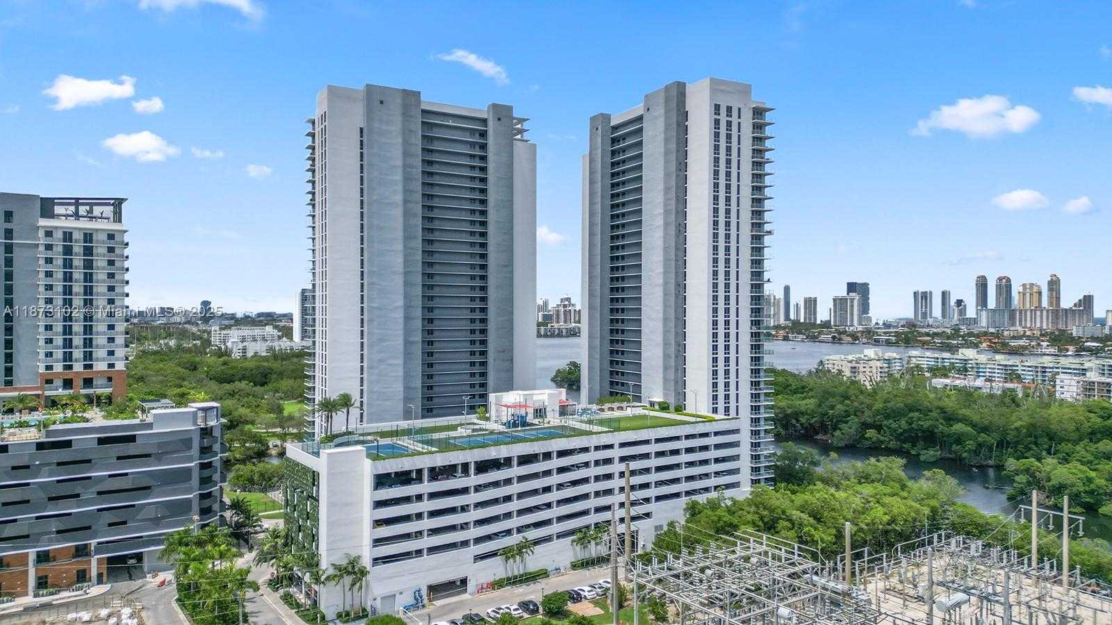 Small Image of 16385 BISCAYNE BLVD #1007, North Miami Beach Number 37