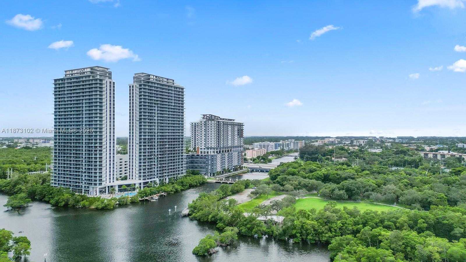 Small Image of 16385 BISCAYNE BLVD #1007, North Miami Beach Number 39
