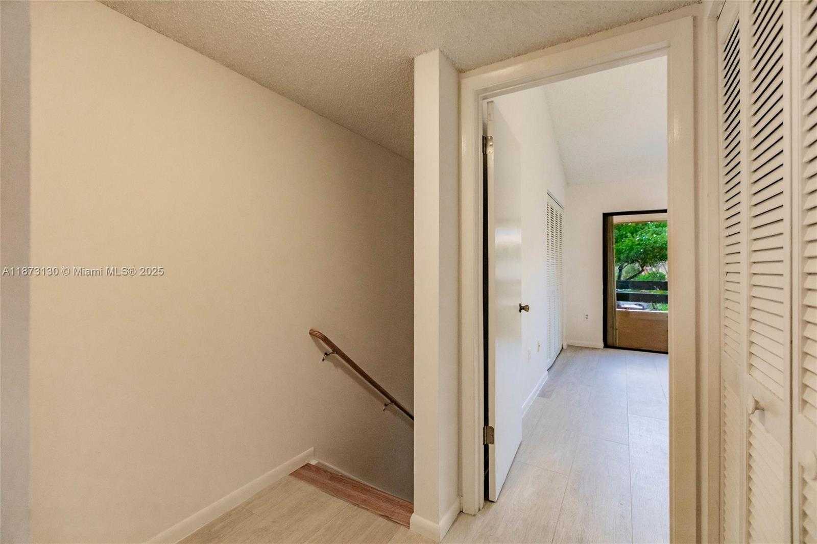 Small Image of 7820 SOUTH WEST 102ND LN, Miami Number 11