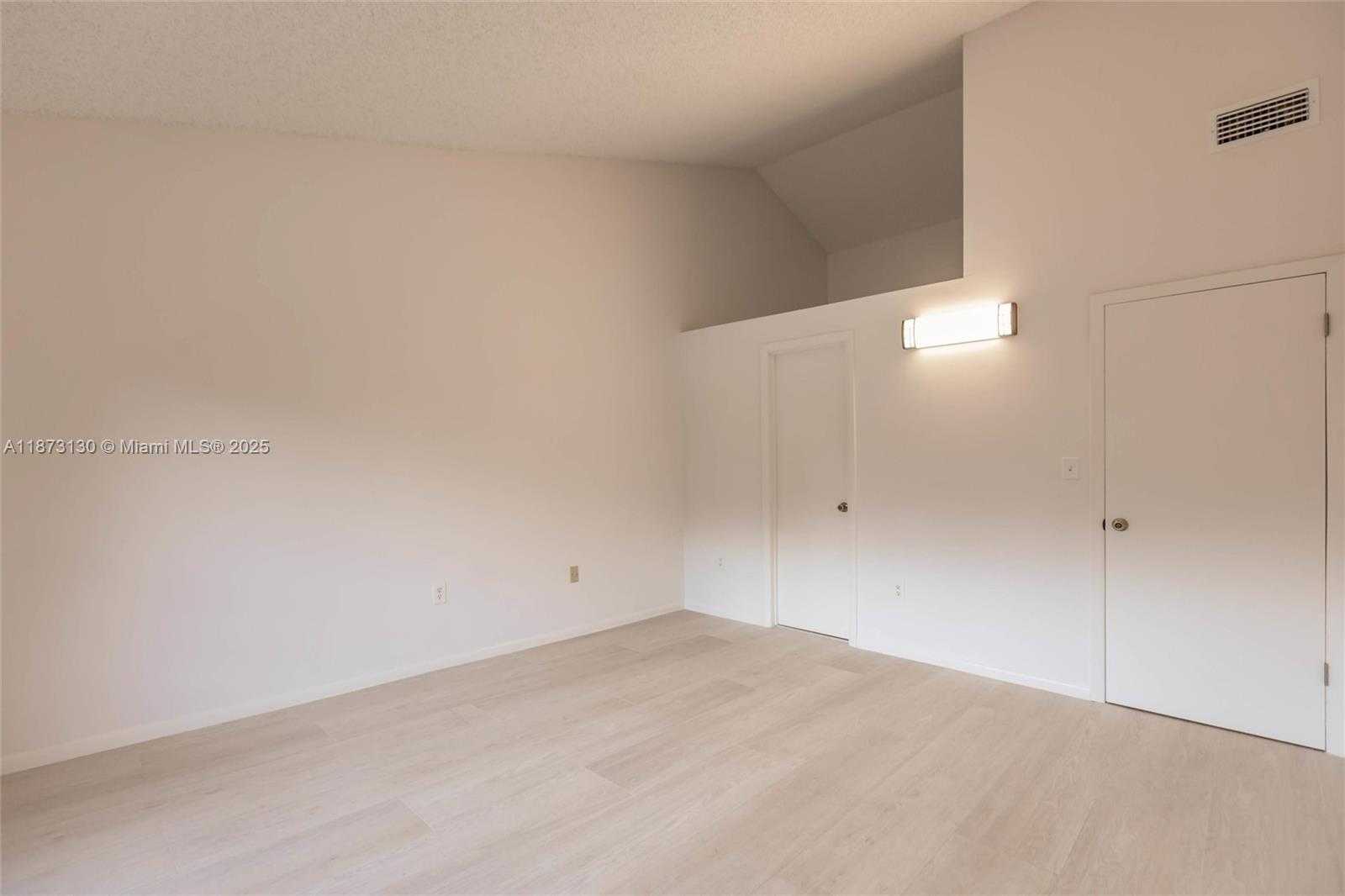 Small Image of 7820 SOUTH WEST 102ND LN, Miami Number 18