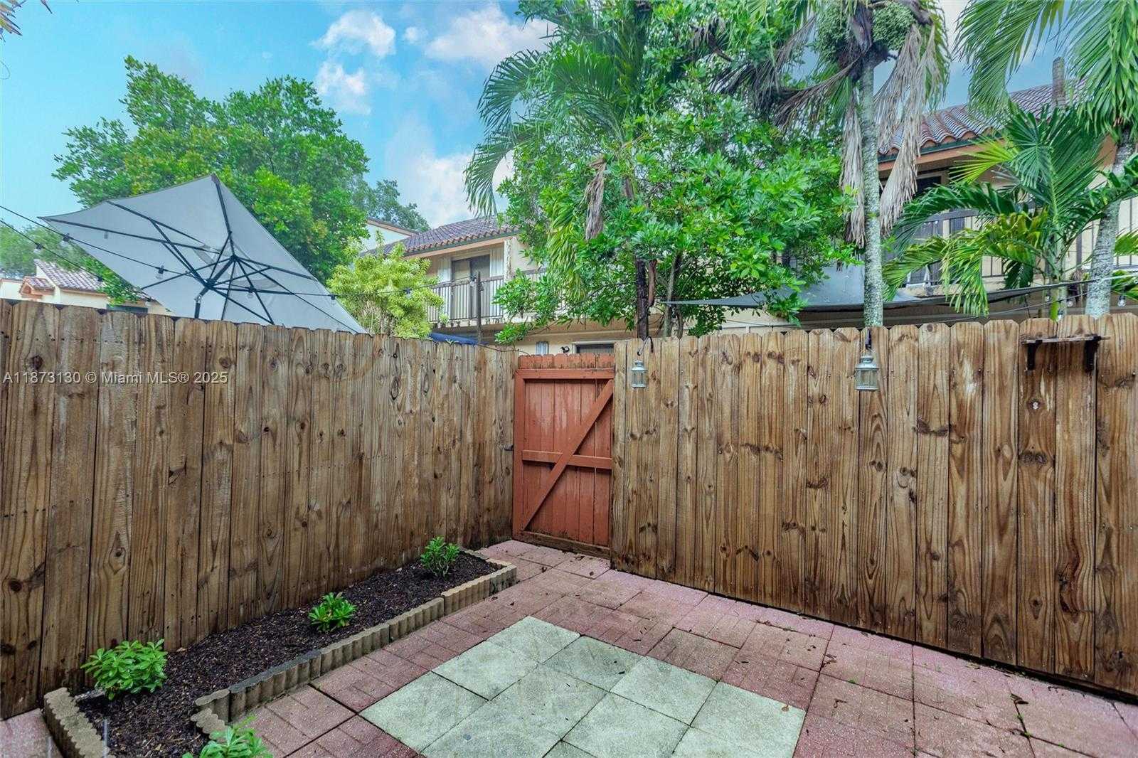 Small Image of 7820 SOUTH WEST 102ND LN, Miami Number 24