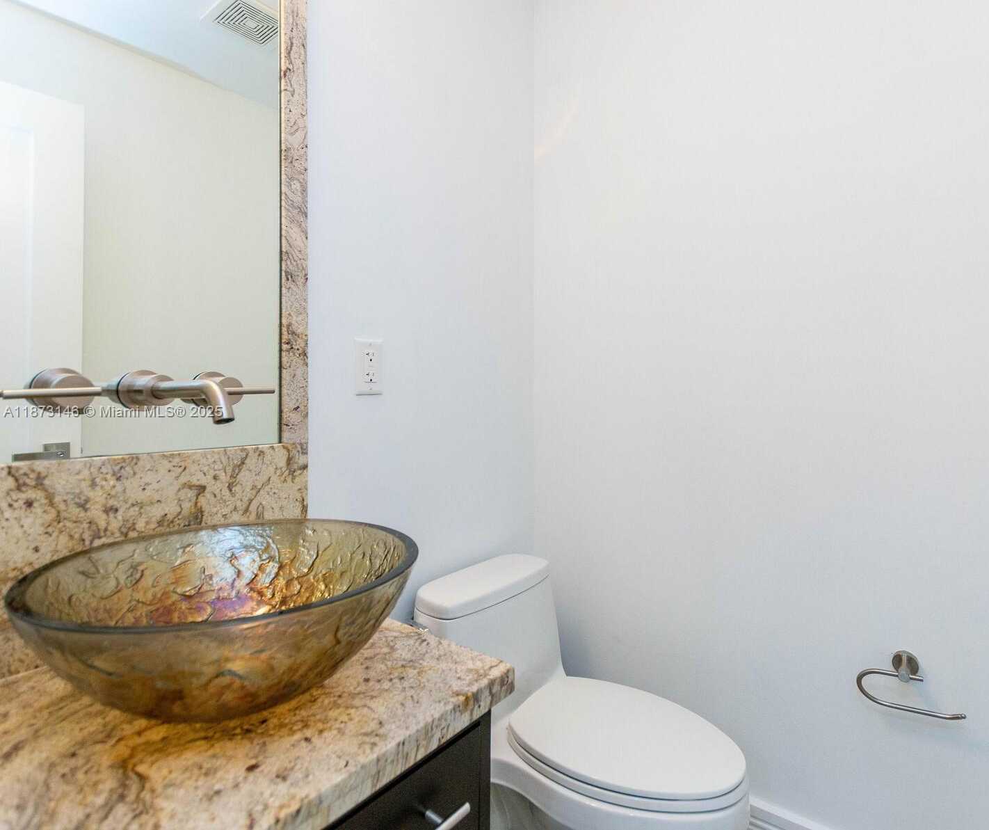 Small Image of 1310 SALZEDO ST #1310, Coral Gables Number 19