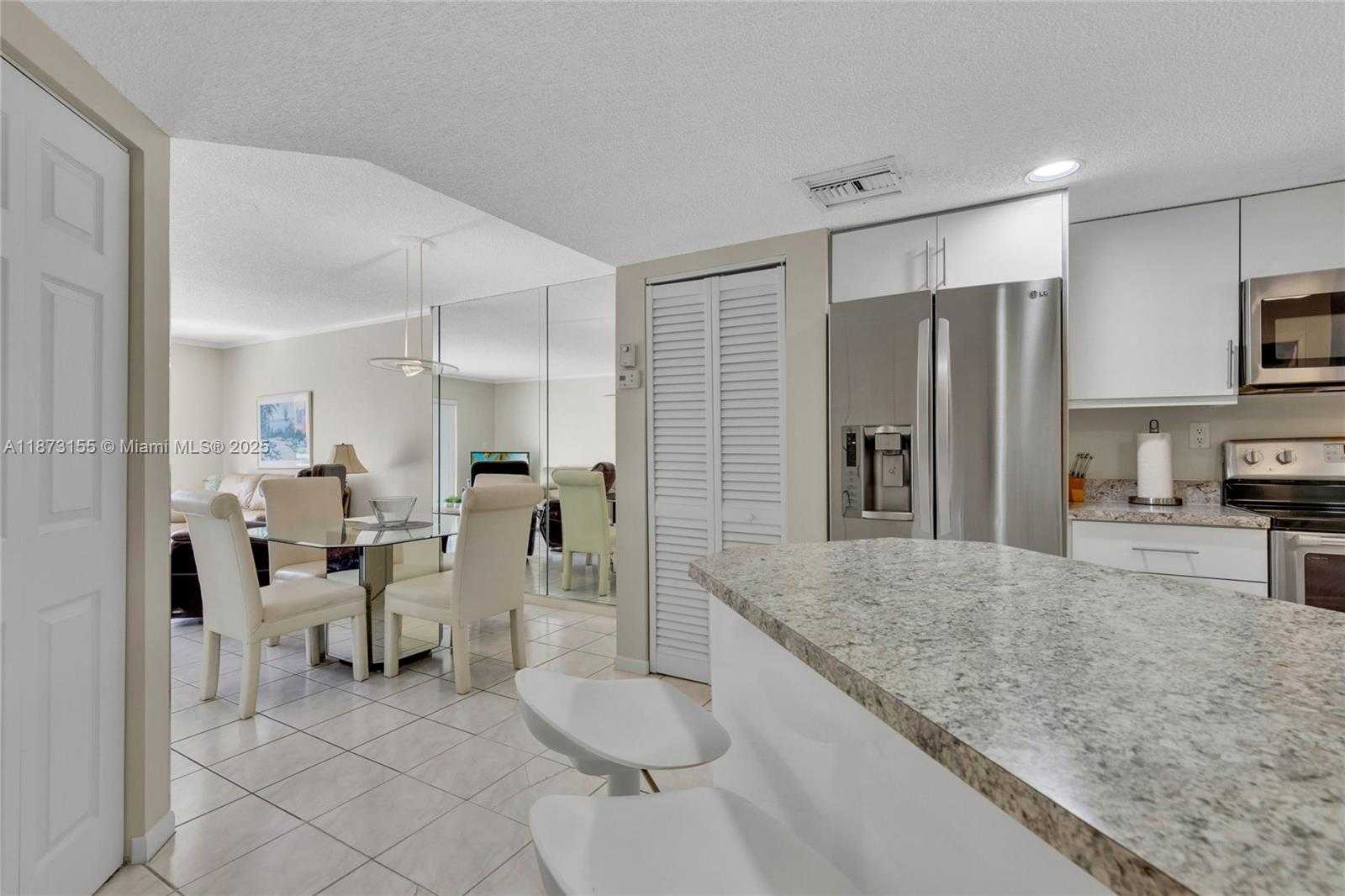 Small Image of 17801 NORTH BAY RD #210, Sunny Isles Beach Number 20