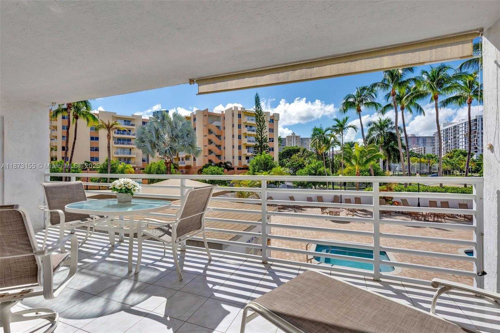 Small Image of 17801 NORTH BAY RD #210, Sunny Isles Beach Number 7