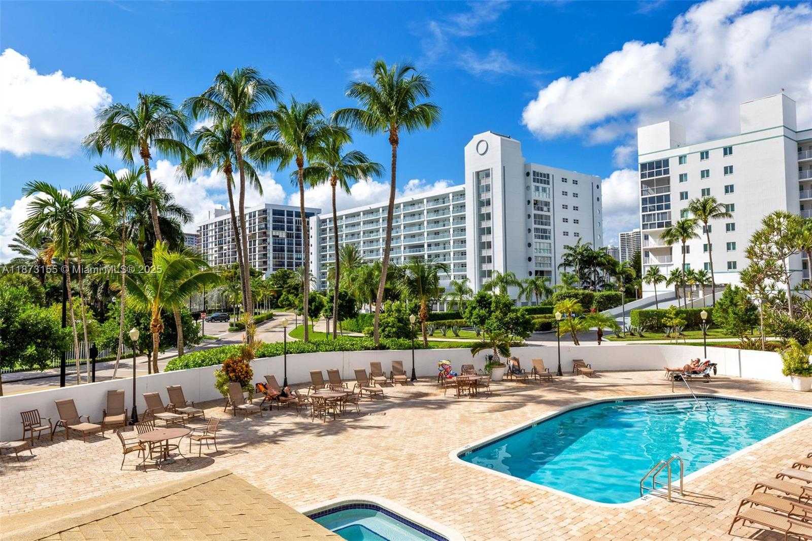 Small Image of 17801 NORTH BAY RD #210, Sunny Isles Beach Number 8