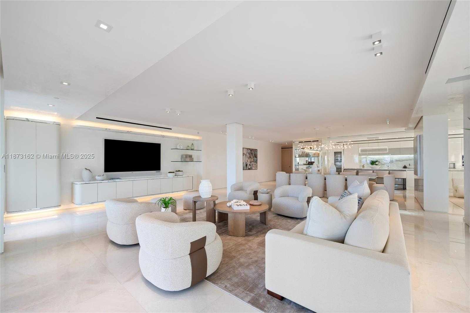 Small Image of 7921 FISHER ISLAND DR #7921, Miami Beach Number 10