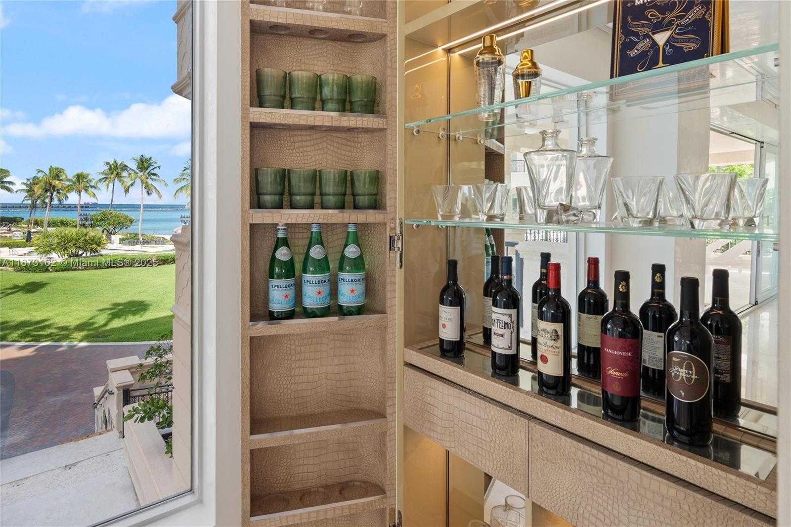 Small Image of 7921 FISHER ISLAND DR #7921, Miami Beach Number 12
