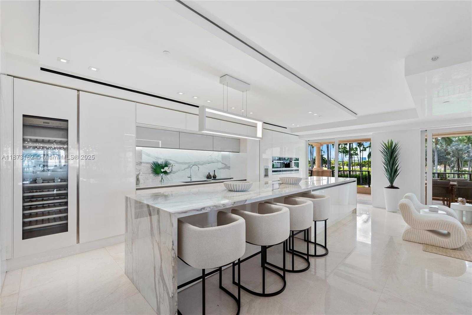Small Image of 7921 FISHER ISLAND DR #7921, Miami Beach Number 20