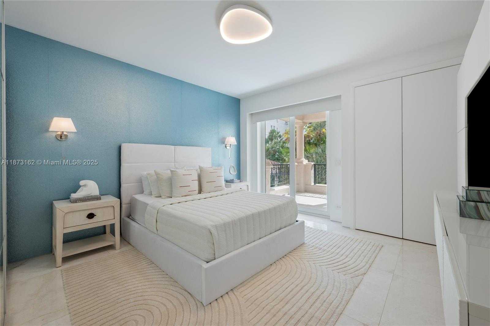 Small Image of 7921 FISHER ISLAND DR #7921, Miami Beach Number 32