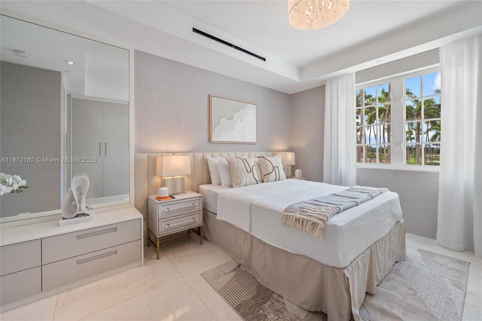 Small Image of 7921 FISHER ISLAND DR #7921, Miami Beach Number 37