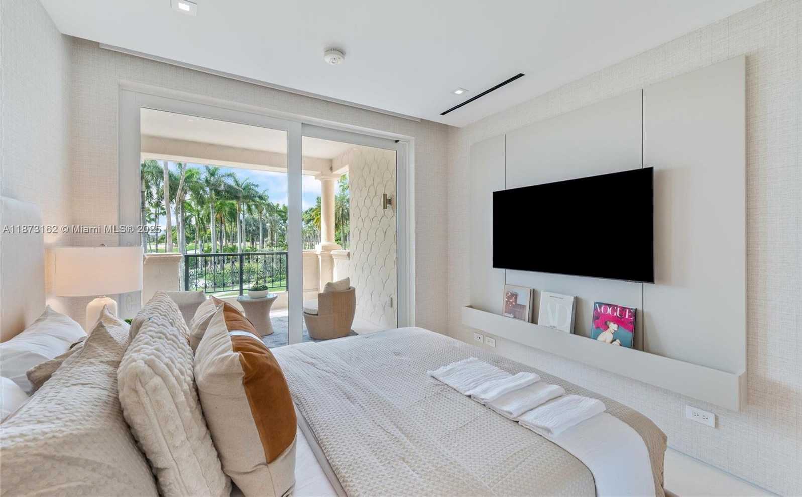 Small Image of 7921 FISHER ISLAND DR #7921, Miami Beach Number 41