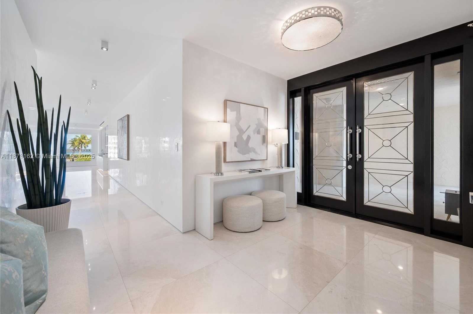 Small Image of 7921 FISHER ISLAND DR #7921, Miami Beach Number 44