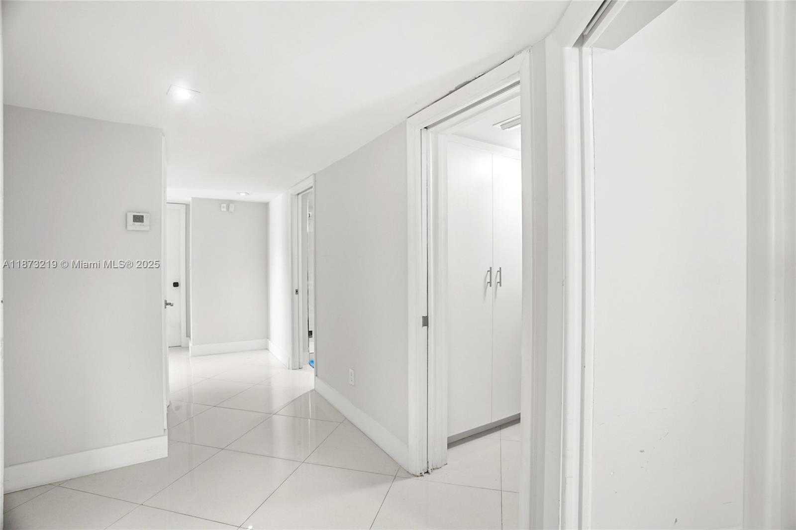 Small Image of 879 NORTH EAST 195TH ST #228, Miami Number 27