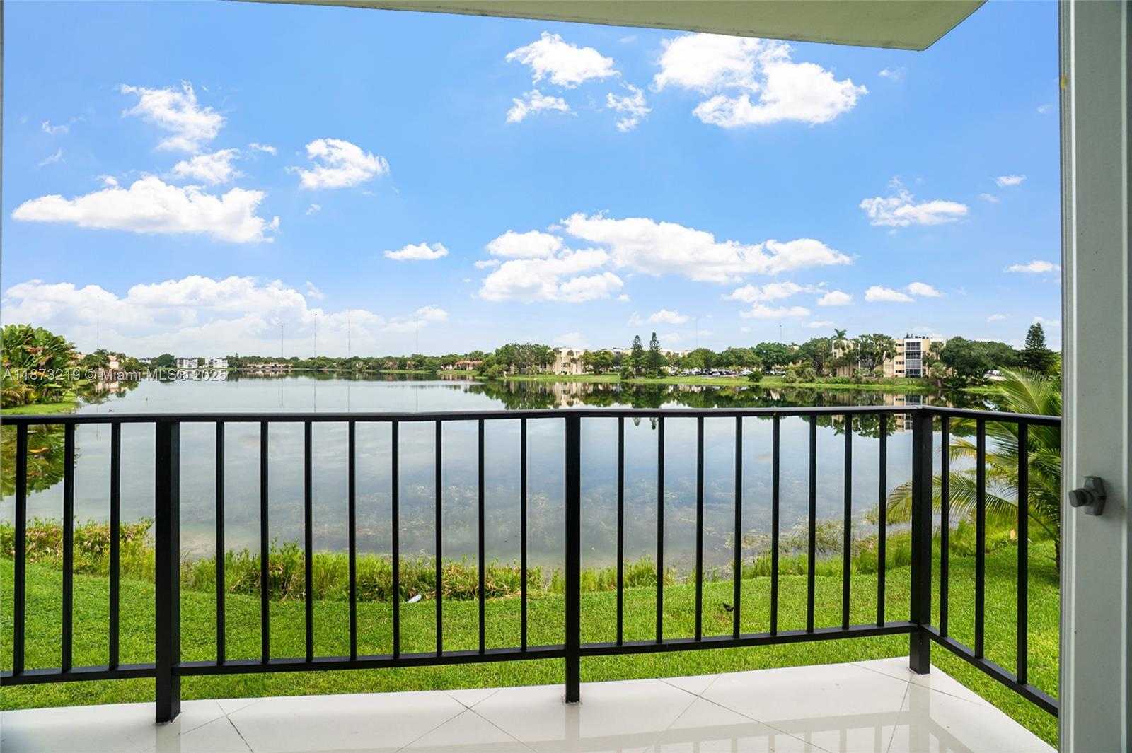 Small Image of 879 NORTH EAST 195TH ST #228, Miami Number 28