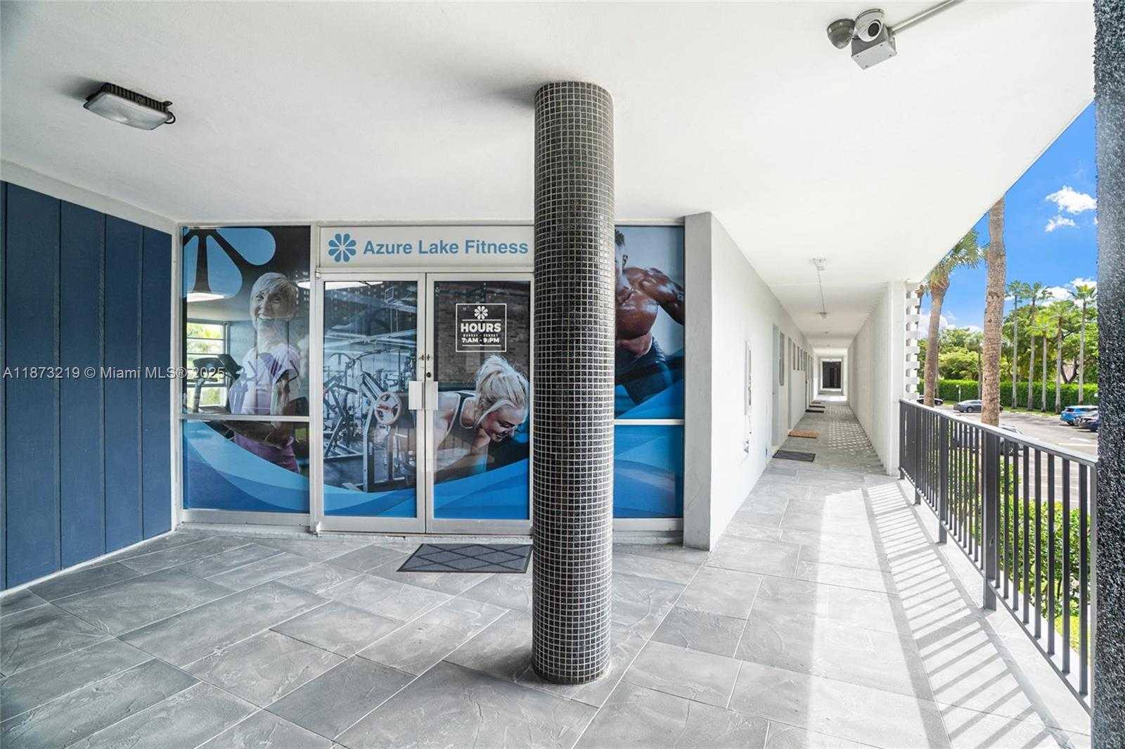 Small Image of 879 NORTH EAST 195TH ST #228, Miami Number 37