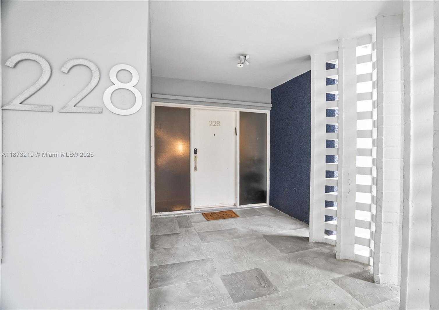 Small Image of 879 NORTH EAST 195TH ST #228, Miami Number 5