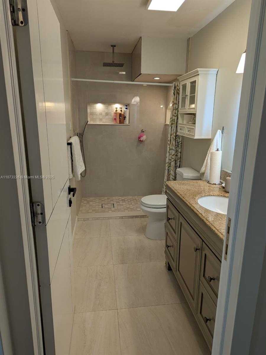 Small Image of 9317 KETAY CIR, Boca Raton Number 25