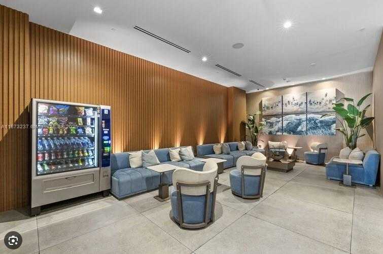 Small Image of 229 SOUTH WEST 9TH ST #608, Miami Number 4