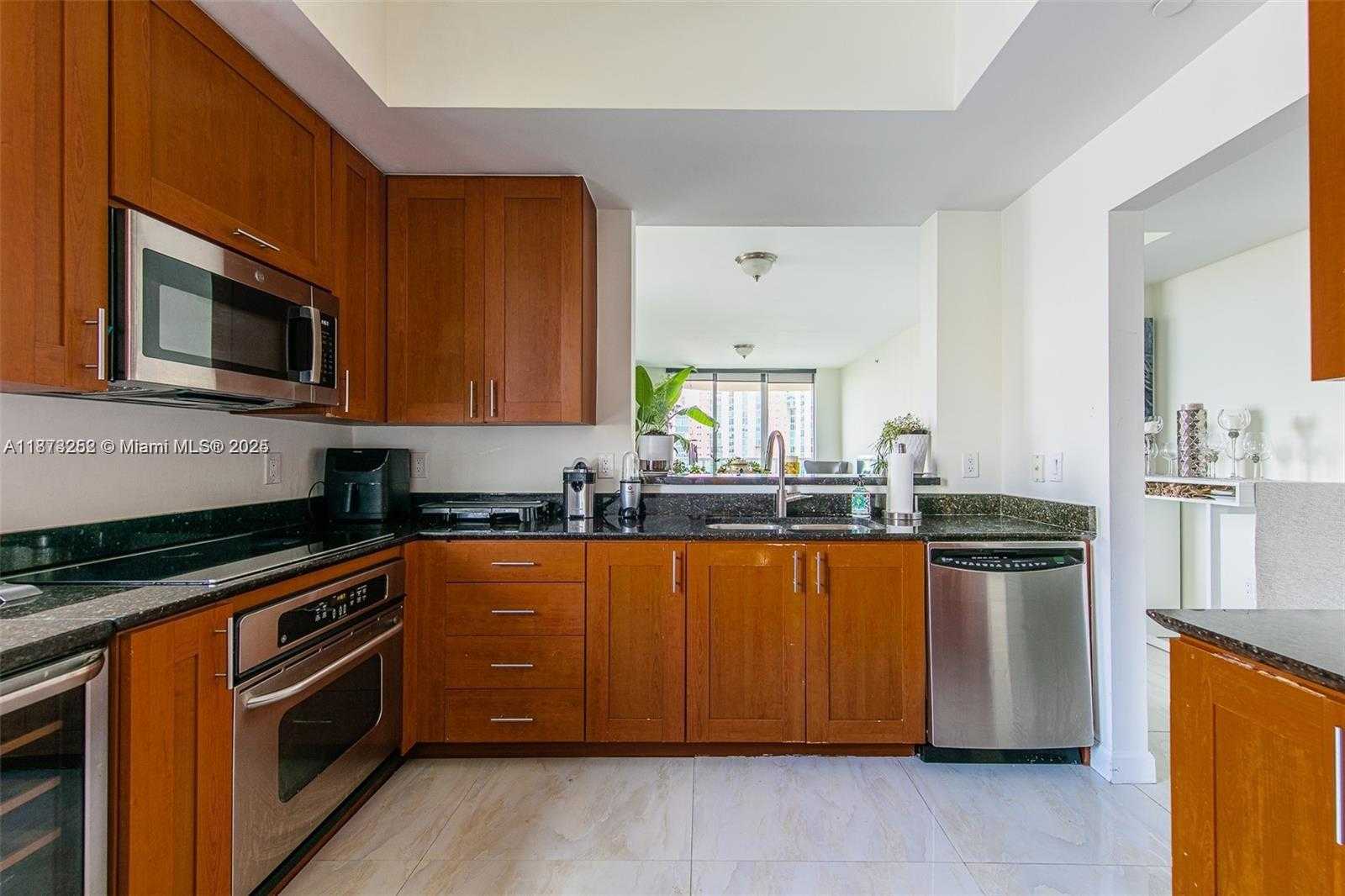 Small Image of 3340 NORTH EAST 190TH ST #1101, Aventura Number 19