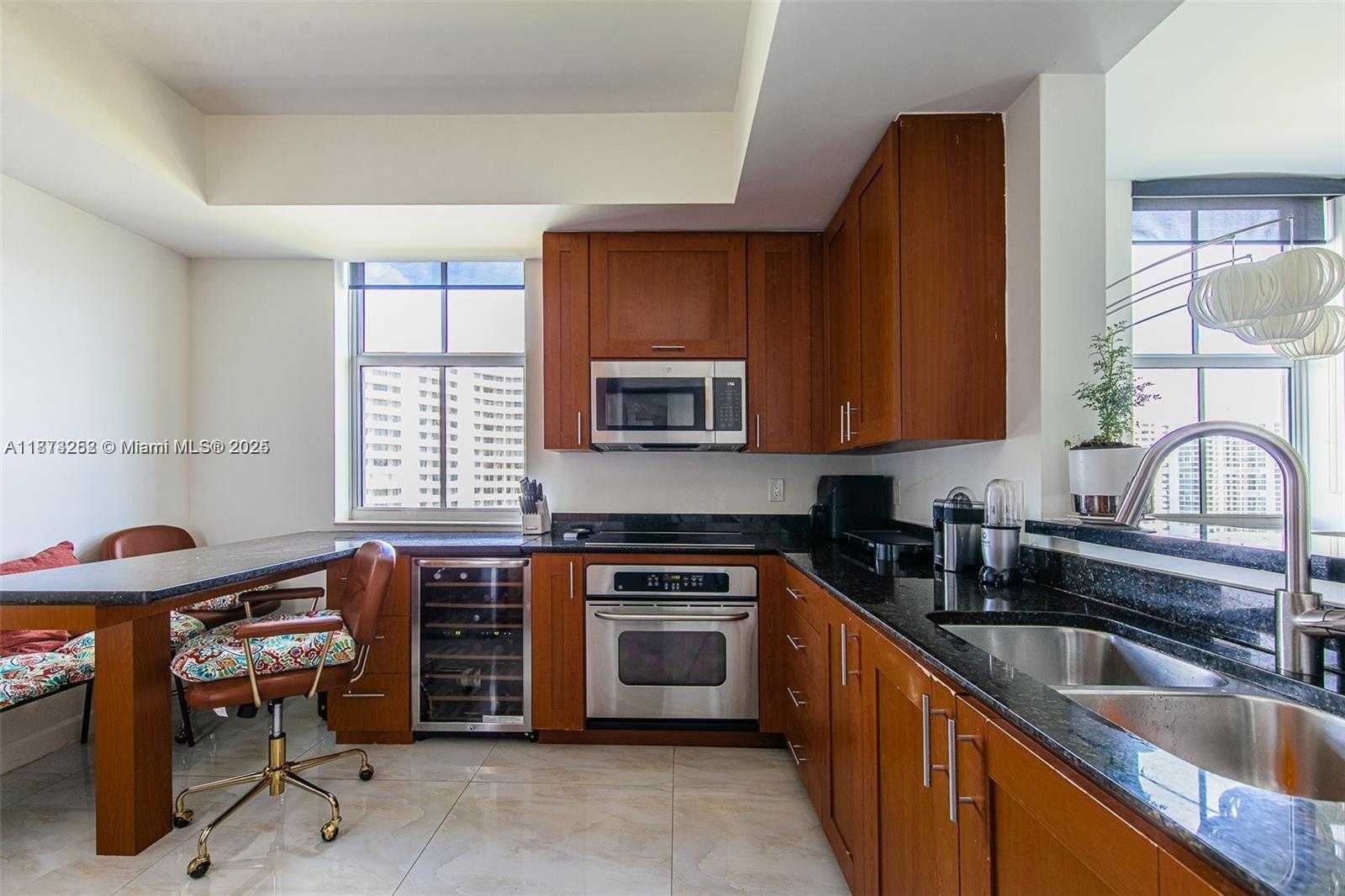 Small Image of 3340 NORTH EAST 190TH ST #1101, Aventura Number 20