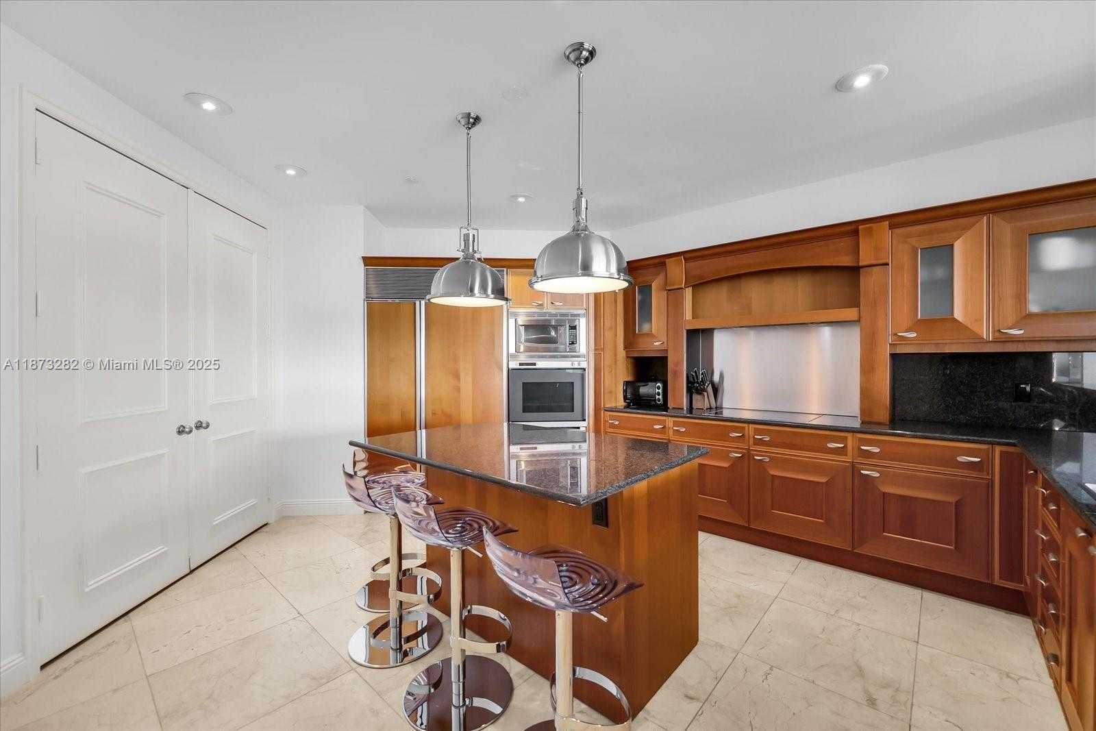 Small Image of 20155 NORTH EAST 38TH CT #2002, Aventura Number 6
