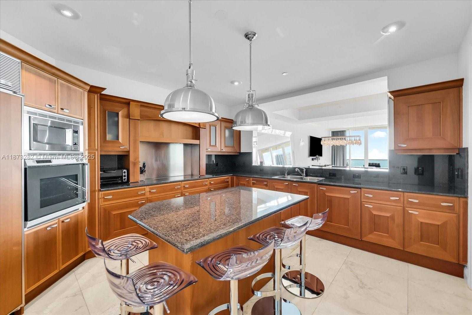 Small Image of 20155 NORTH EAST 38TH CT #2002, Aventura Number 7