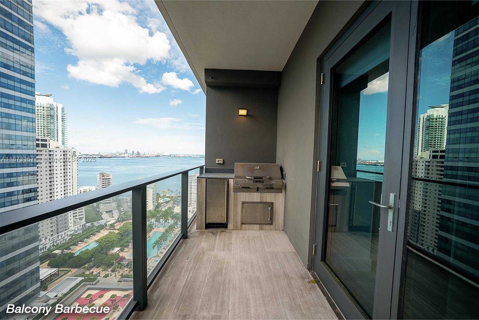 Small Image of 1451 BRICKELL AVE #2706, Miami Number 16