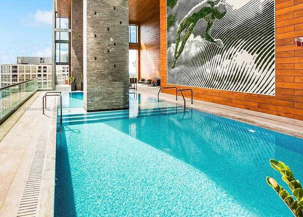 Small Image of 1451 BRICKELL AVE #2706, Miami Number 20