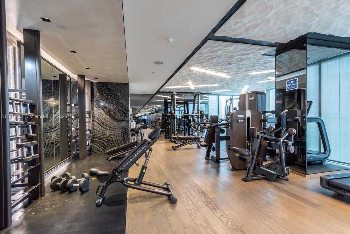 Small Image of 1451 BRICKELL AVE #2706, Miami Number 27