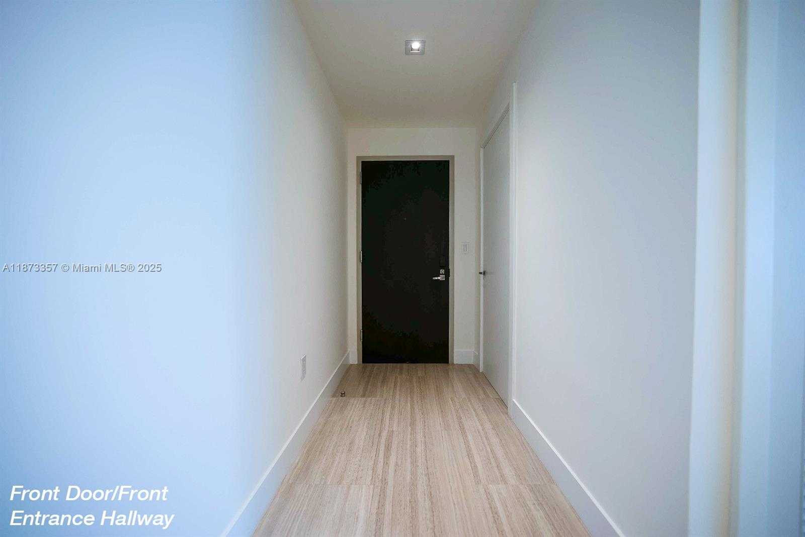Small Image of 1451 BRICKELL AVE #2706, Miami Number 3