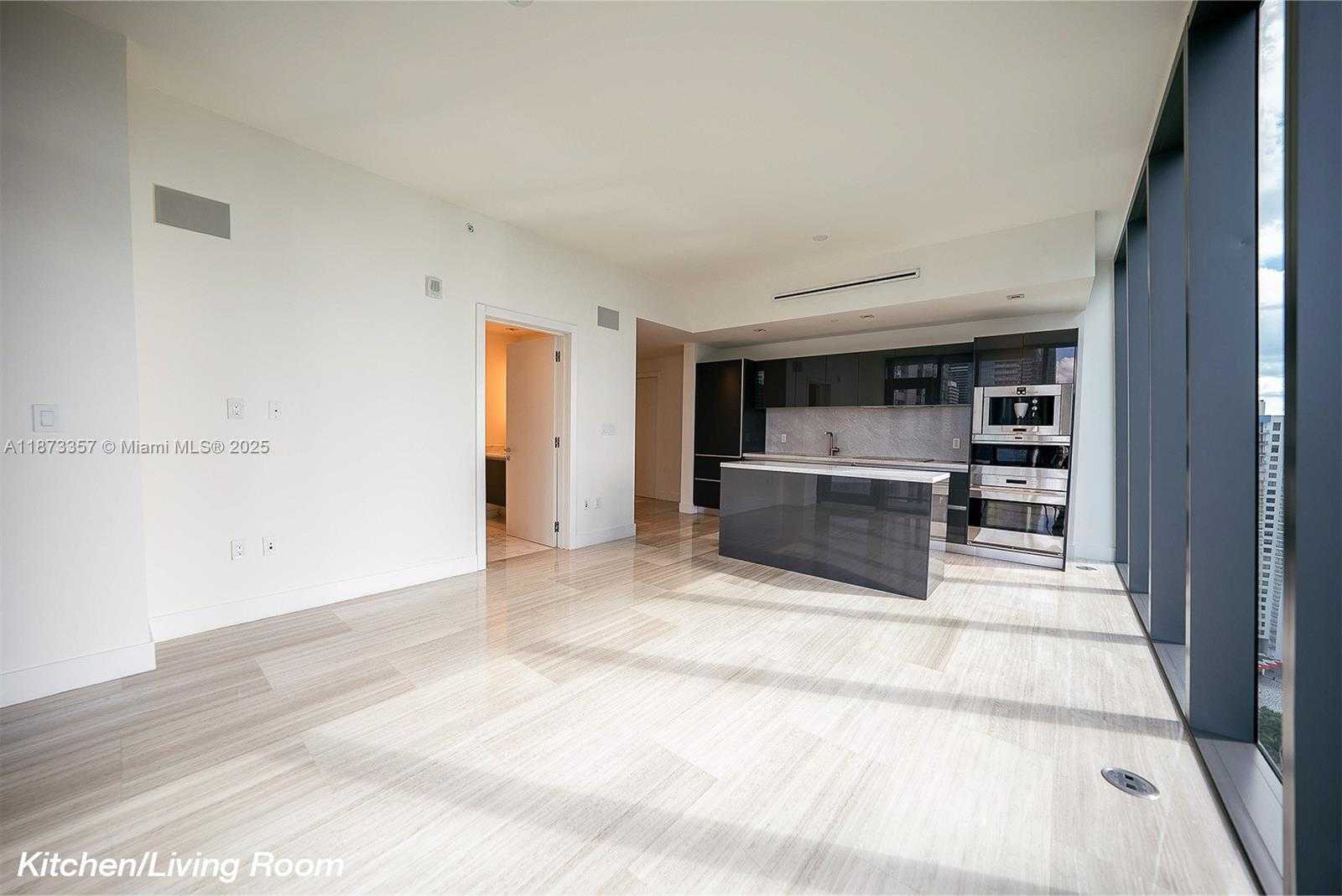 Small Image of 1451 BRICKELL AVE #2706, Miami Number 6