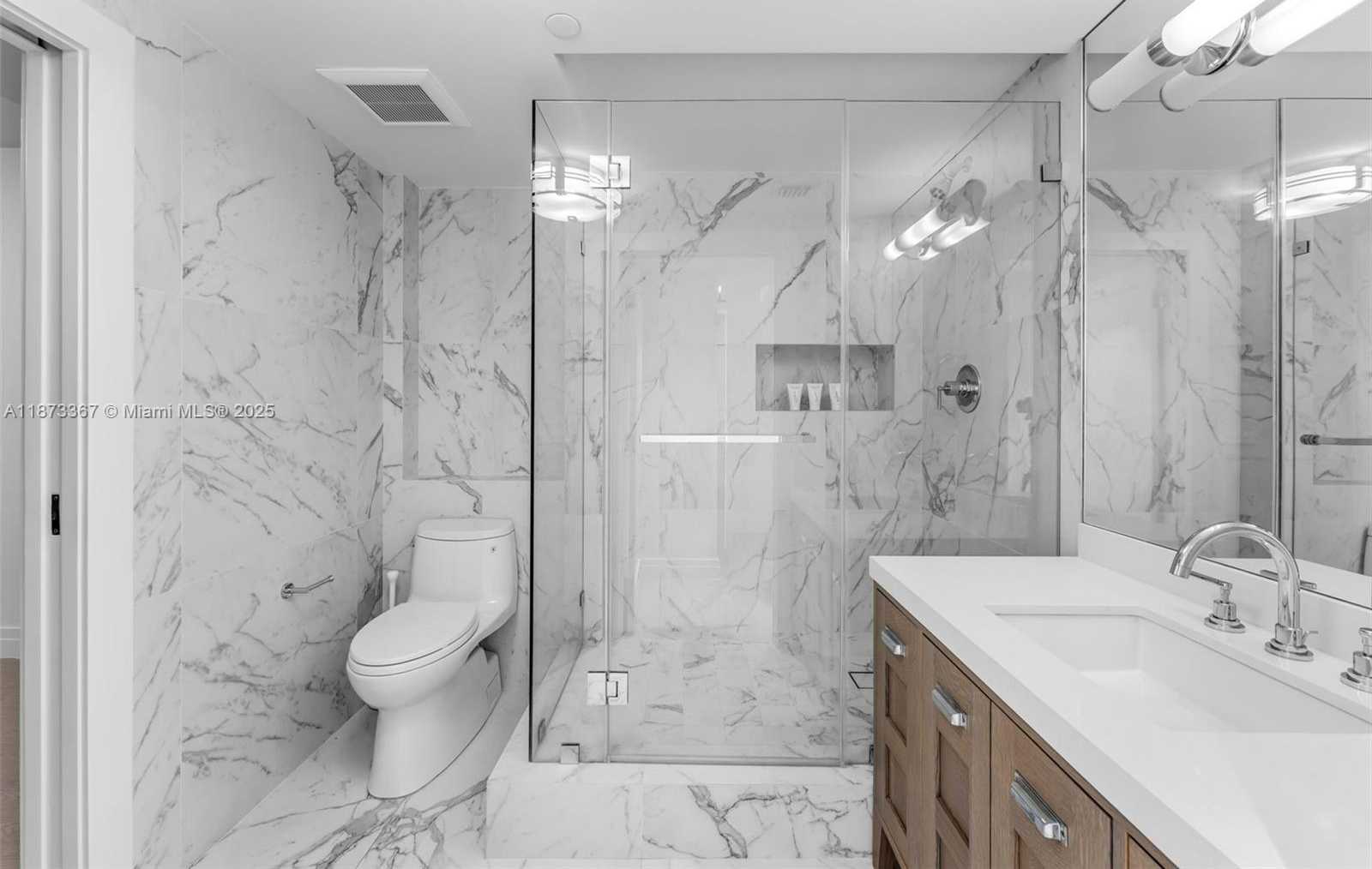 Small Image of 10 VENETIAN WAY #1903, Miami Beach Number 13