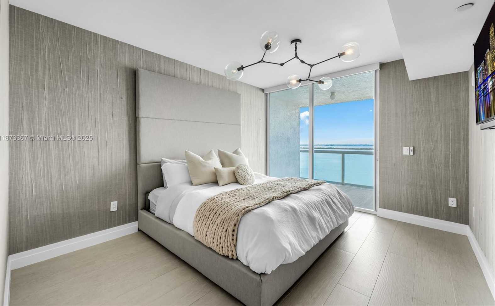 Small Image of 10 VENETIAN WAY #1903, Miami Beach Number 14