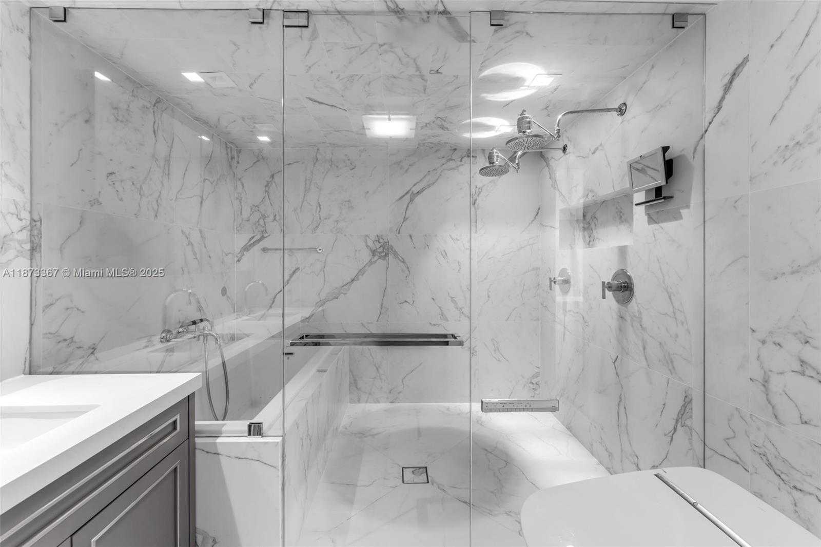 Small Image of 10 VENETIAN WAY #1903, Miami Beach Number 20
