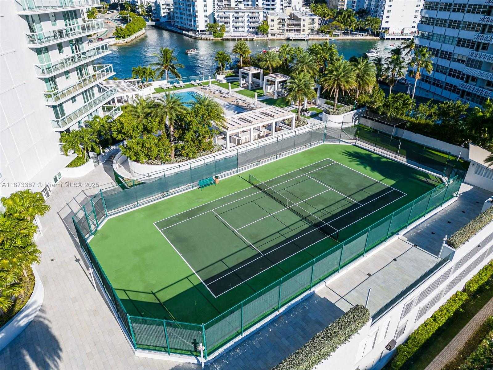 Small Image of 10 VENETIAN WAY #1903, Miami Beach Number 31