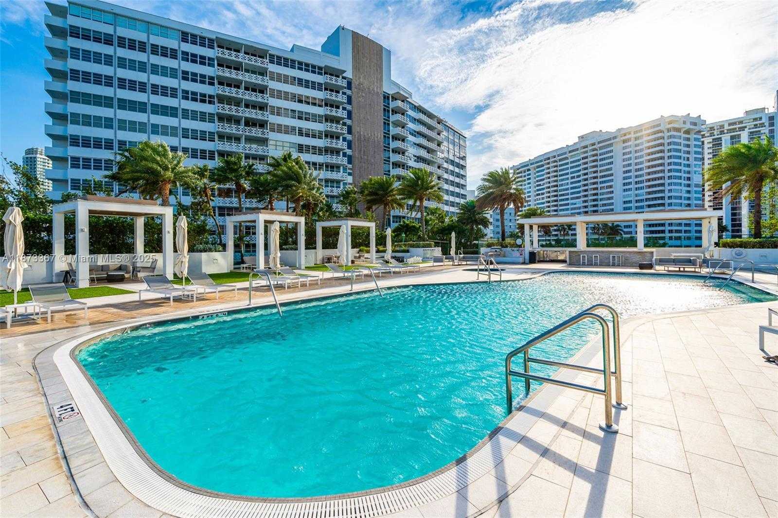 Small Image of 10 VENETIAN WAY #1903, Miami Beach Number 36