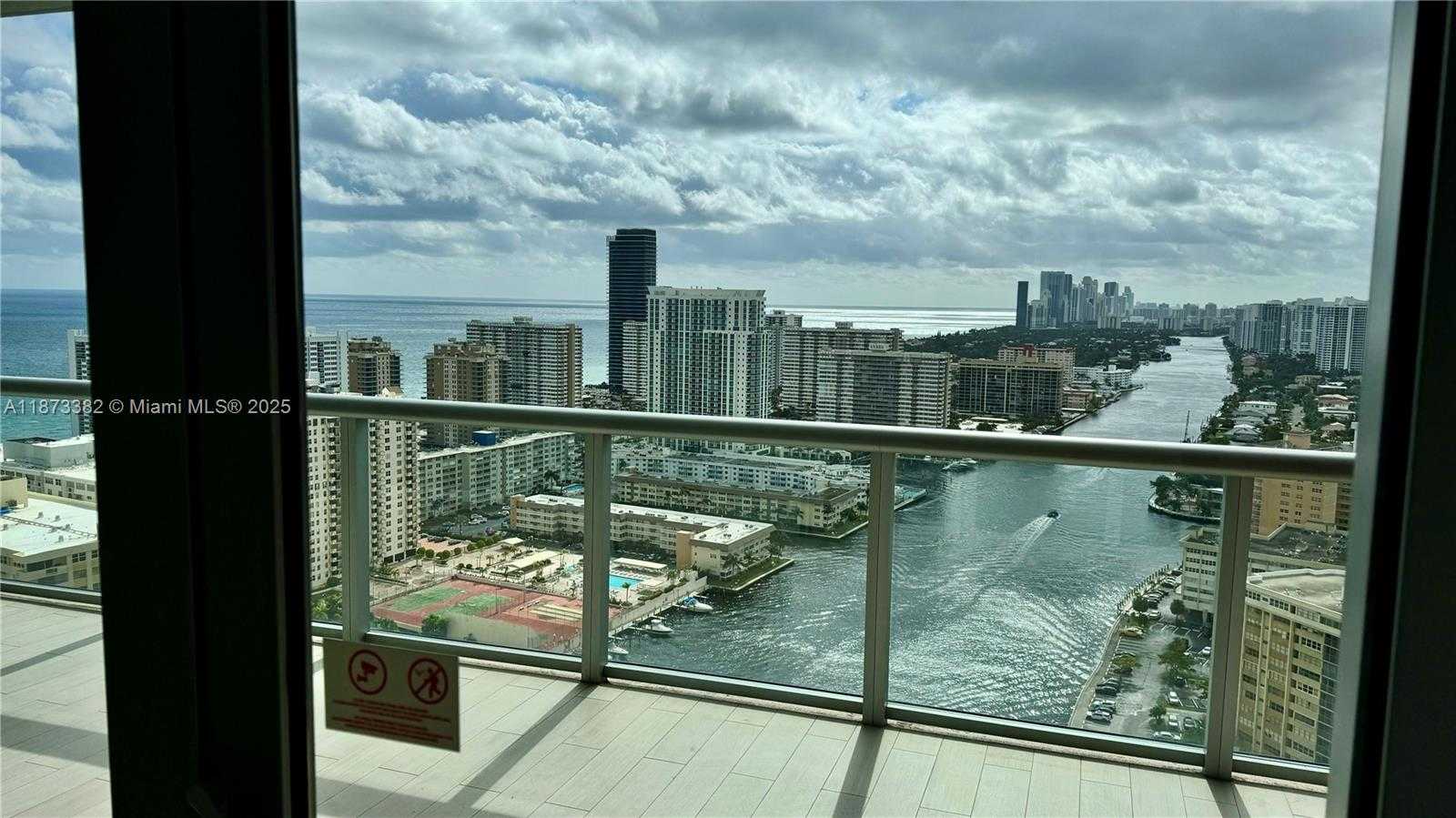 Small Image of 2600 Hallandale Beach Blvd, Hallandale Beach, FL 33009, USA Number 13