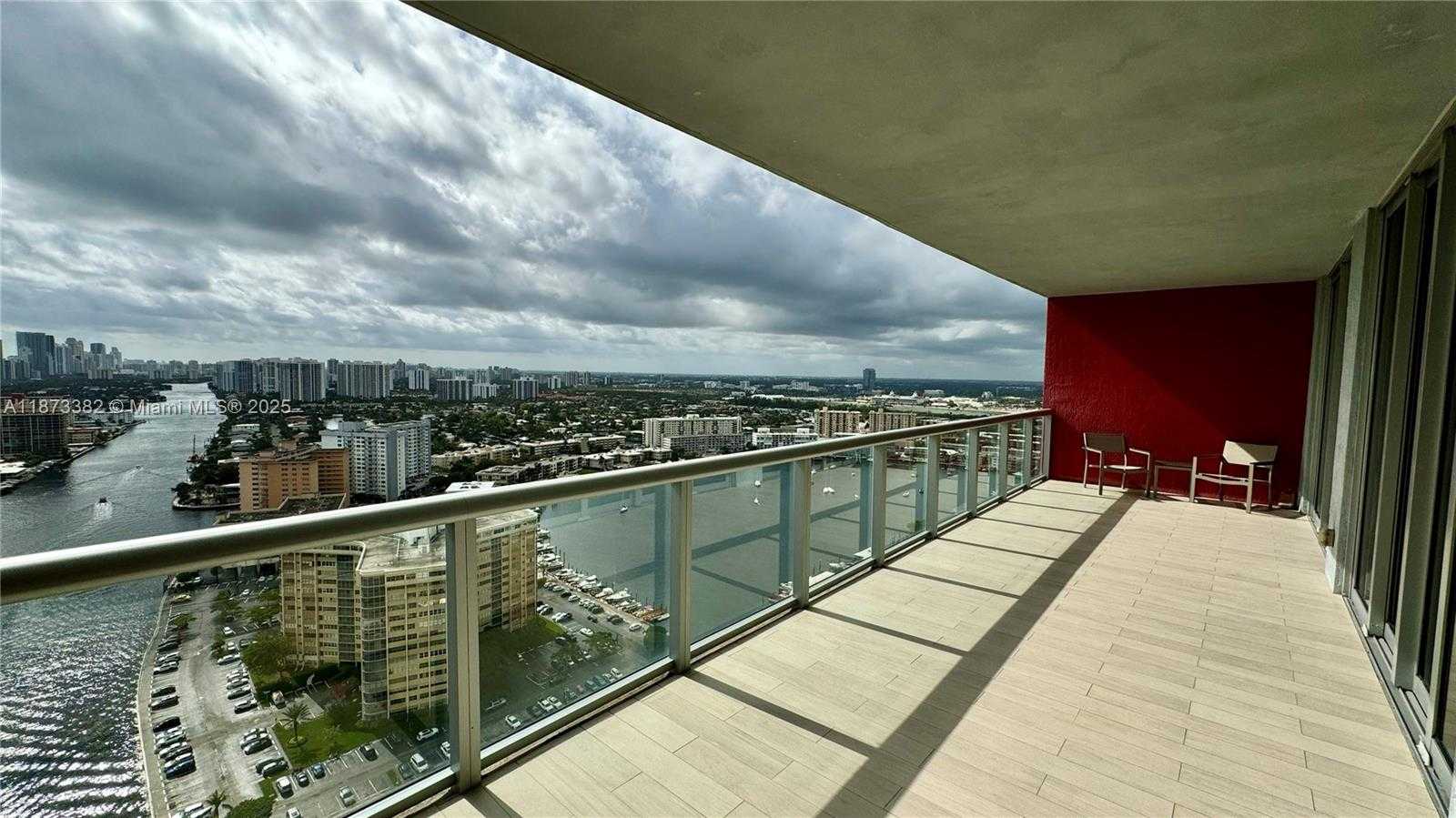 Small Image of 2600 Hallandale Beach Blvd, Hallandale Beach, FL 33009, USA Number 14