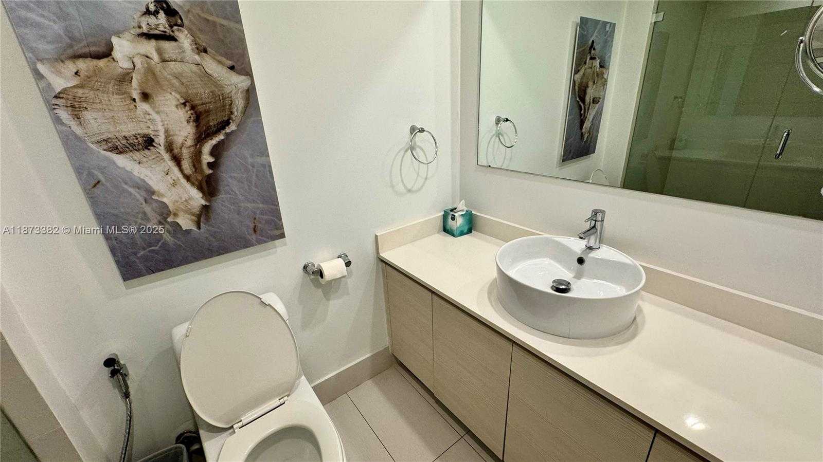 Small Image of 2600 Hallandale Beach Blvd, Hallandale Beach, FL 33009, USA Number 21
